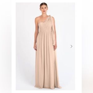 Jenny Yoo Aiden convertible bridesmaid wedding dress. Strapless champagne